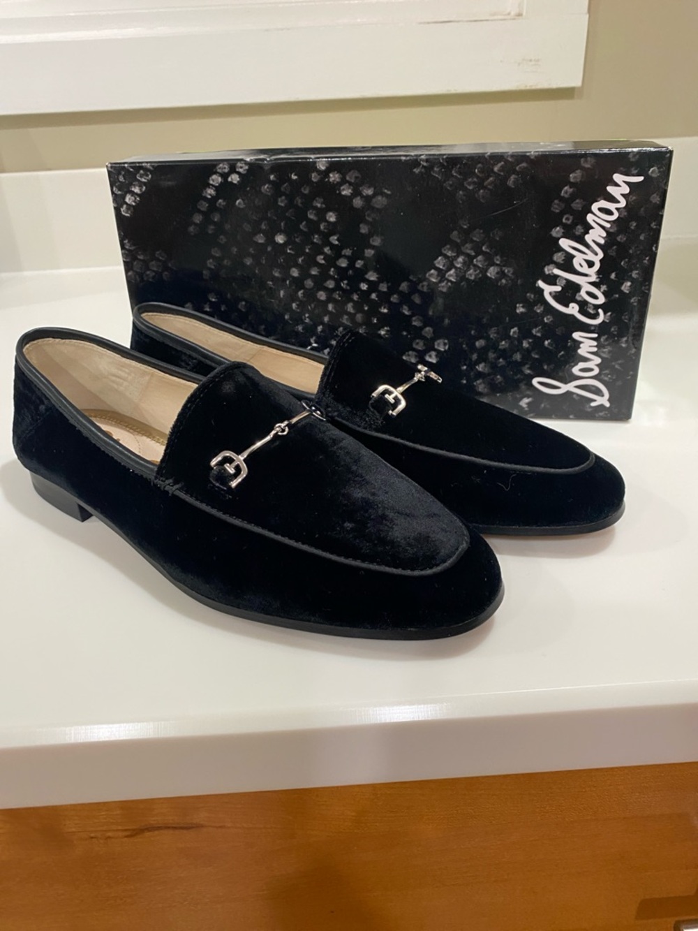 NIB Sam Edelman Loraine Black Velvet Loafers Size 8